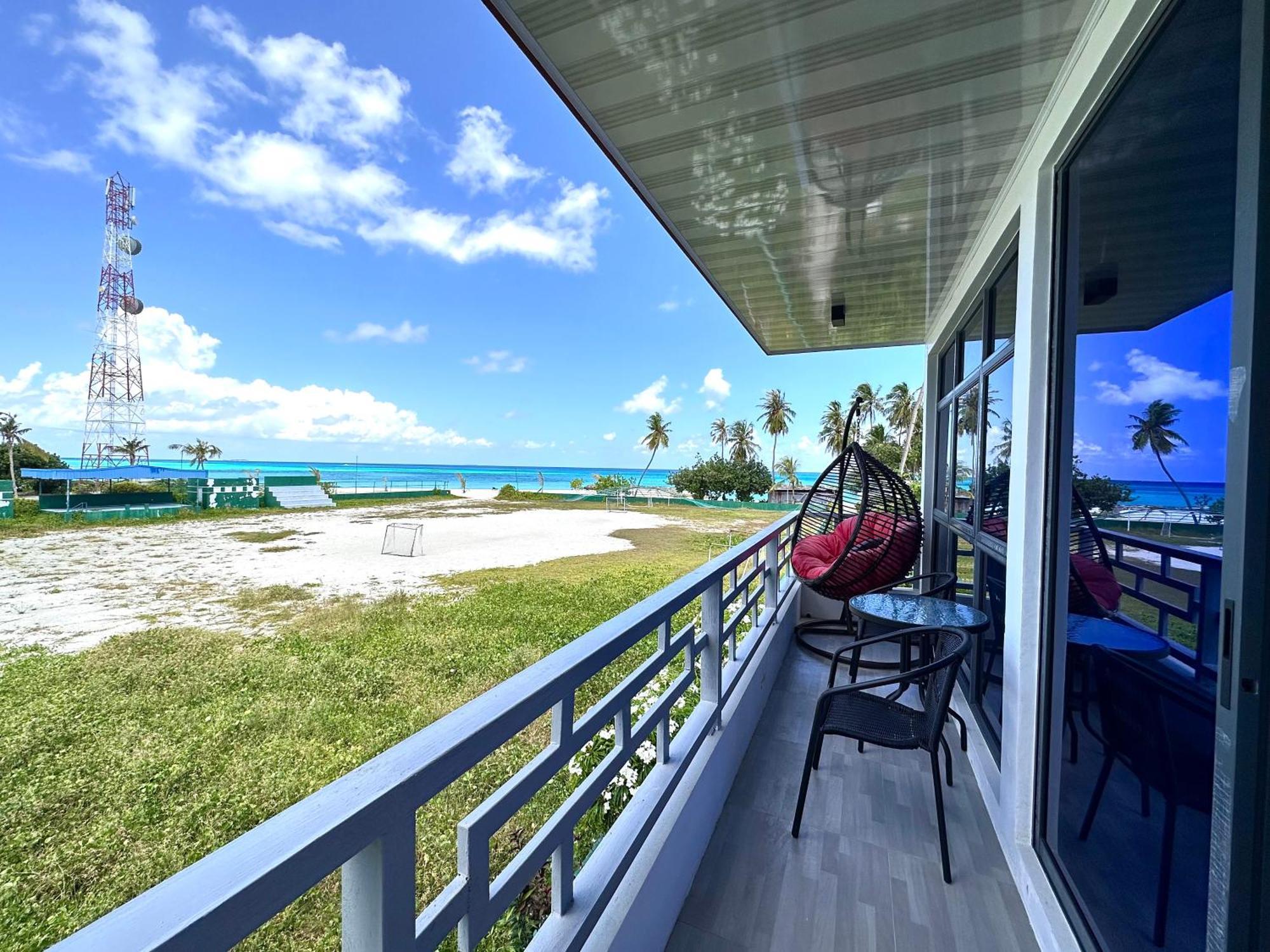 Galaxy Sunrise Sea View Hotel Fulidhoo Buitenkant foto