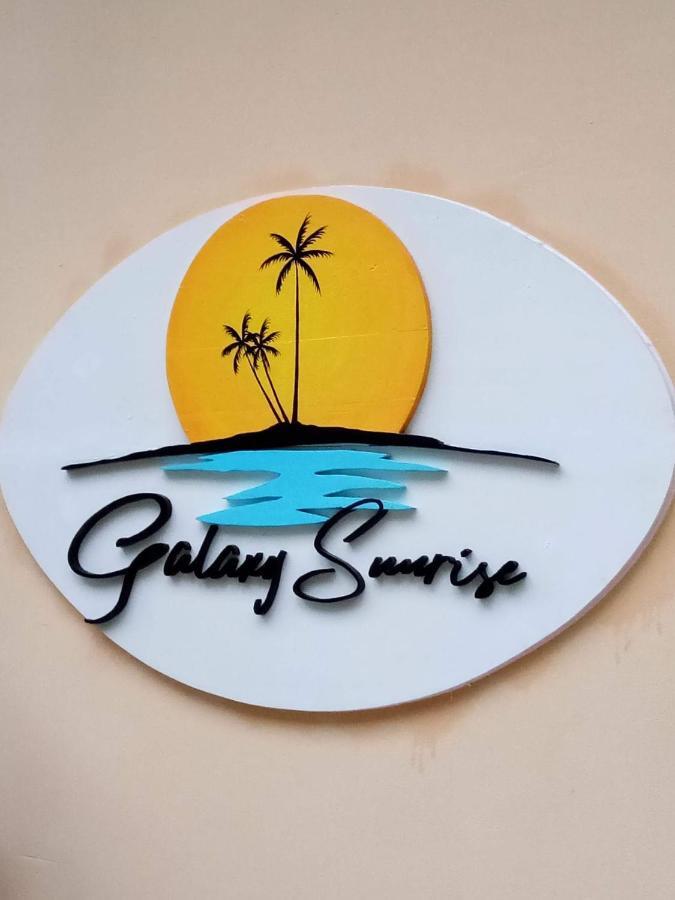 Galaxy Sunrise Sea View Hotel Fulidhoo Buitenkant foto